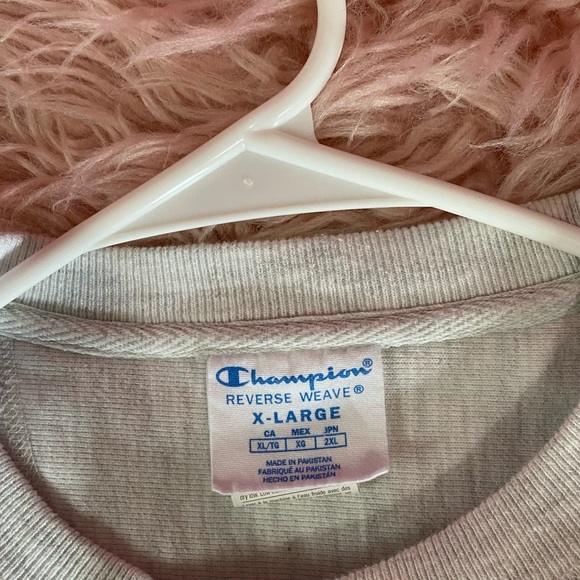 Champion Men’s Reverse Weave, Fleece Crew sweater - Picture 4 of 8